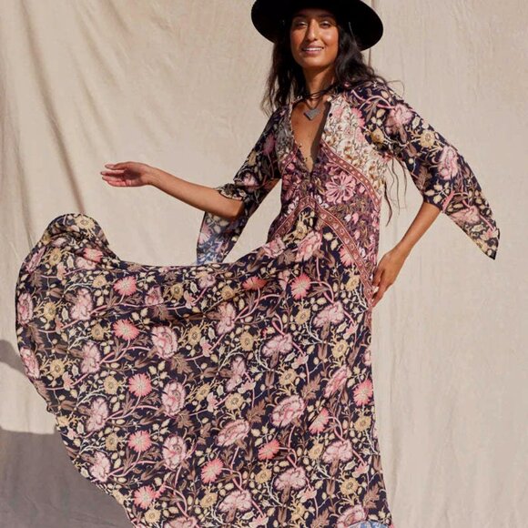 NWT Jen's Pirate Booty Baroque Hyacinth Gown - Picture 1 of 8